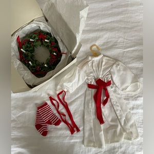 Pleasant Company American Girl Kirsten St. Lucia Outfit Wreath in Box
